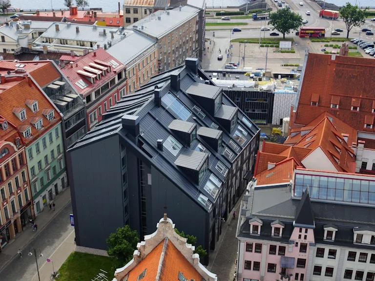 Latvijas karogs pie mājām: obligātie datumi un vēsture